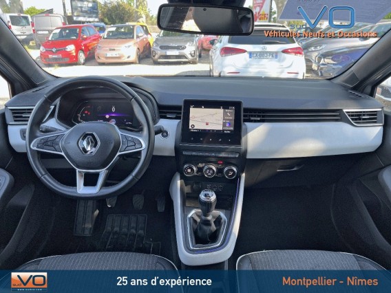 Aperçu de la photo 10 du véhicule RENAULT CLIO V