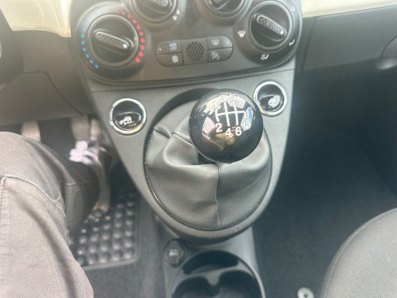 Aperçu de la photo 16 du véhicule FIAT 500