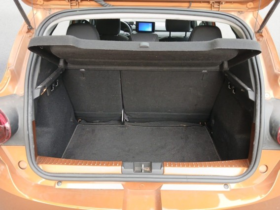 Aperçu de la photo 13 du véhicule DACIA SANDERO