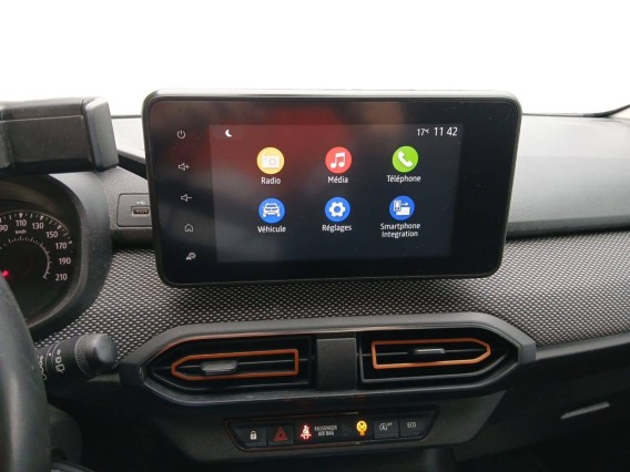 Aperçu de la photo 17 du véhicule DACIA SANDERO