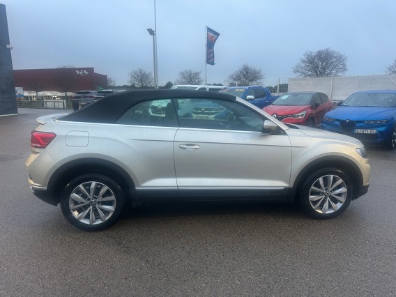 Aperçu de la photo 8 du véhicule VOLKSWAGEN T-ROC CABRIOLET