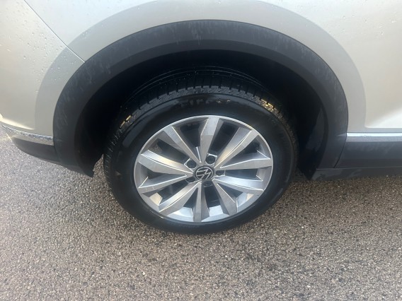 Aperçu de la photo 9 du véhicule VOLKSWAGEN T-ROC CABRIOLET