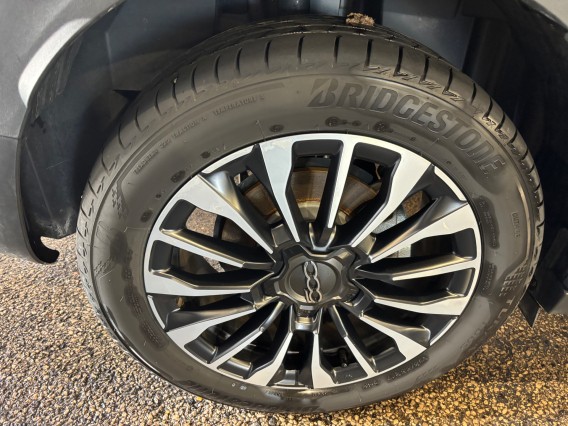 Aperçu de la photo 27 du véhicule FIAT 500X MY23