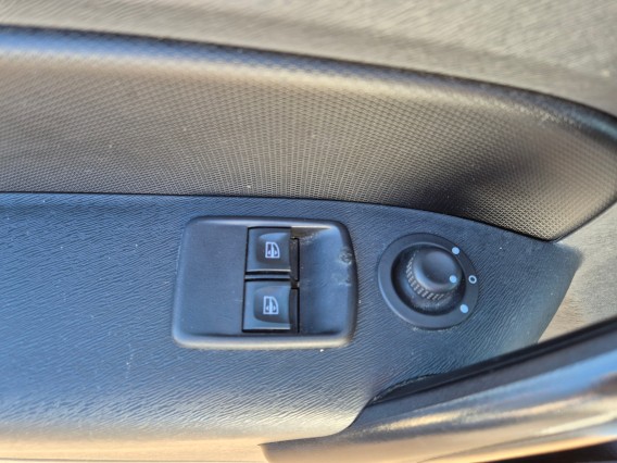 Aperçu de la photo 15 du véhicule RENAULT KANGOO EXPRESS