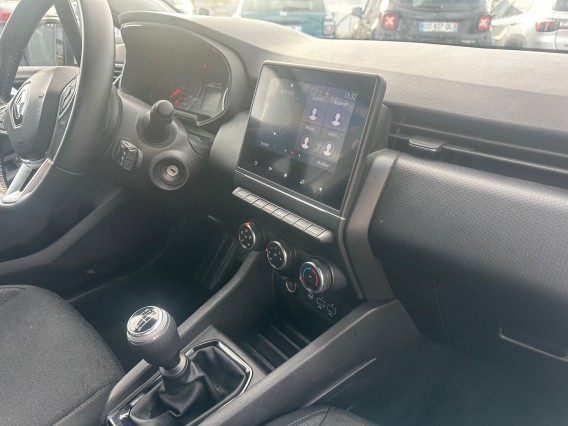 Aperçu de la photo 17 du véhicule RENAULT CLIO V