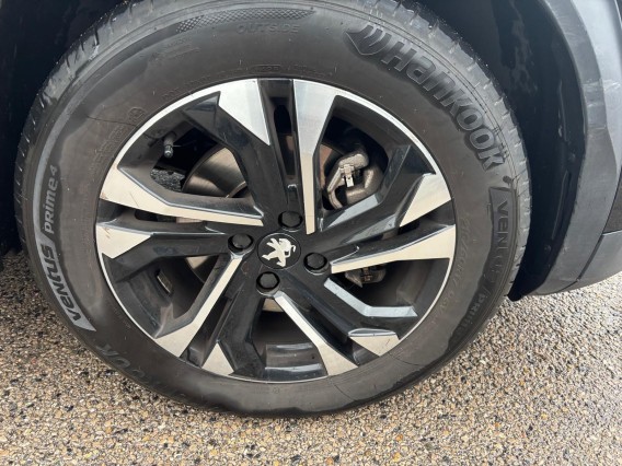 Aperçu de la photo 10 du véhicule PEUGEOT 2008