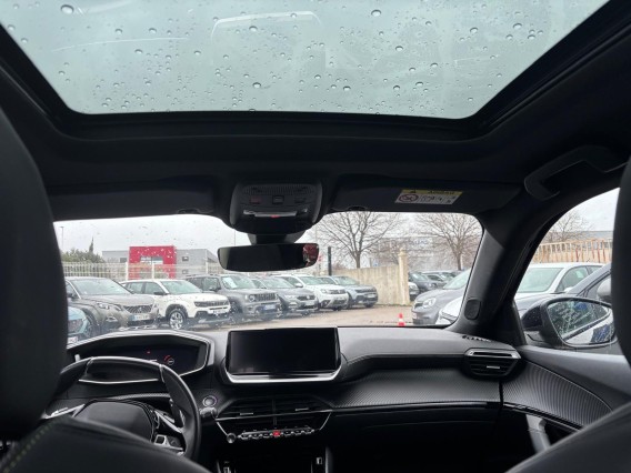 Aperçu de la photo 13 du véhicule PEUGEOT 2008