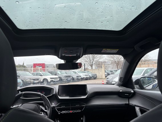 Aperçu de la photo 36 du véhicule PEUGEOT 2008