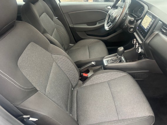 Aperçu de la photo 13 du véhicule RENAULT CLIO V