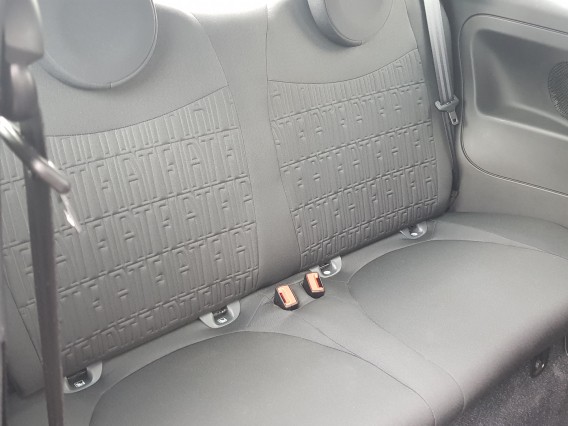 Aperçu de la photo 9 du véhicule FIAT 500