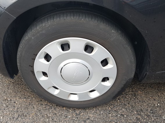 Aperçu de la photo 17 du véhicule FIAT 500