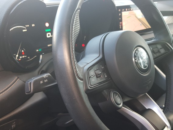 Aperçu de la photo 6 du véhicule ALFA ROMEO TONALE