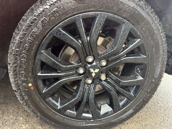 Aperçu de la photo 33 du véhicule MITSUBISHI OUTLANDER