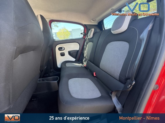 Aperçu de la photo 17 du véhicule RENAULT TWINGO III