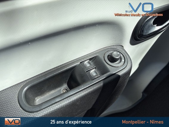 Aperçu de la photo 20 du véhicule RENAULT TWINGO III