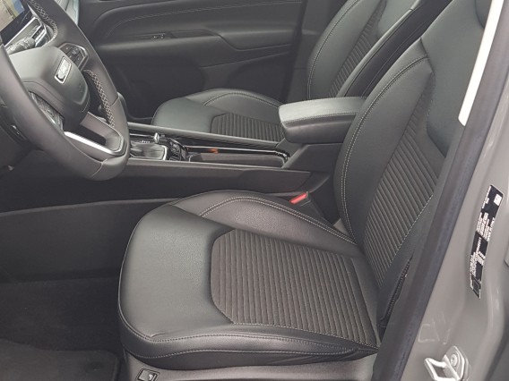 Aperçu de la photo 5 du véhicule JEEP COMPASS