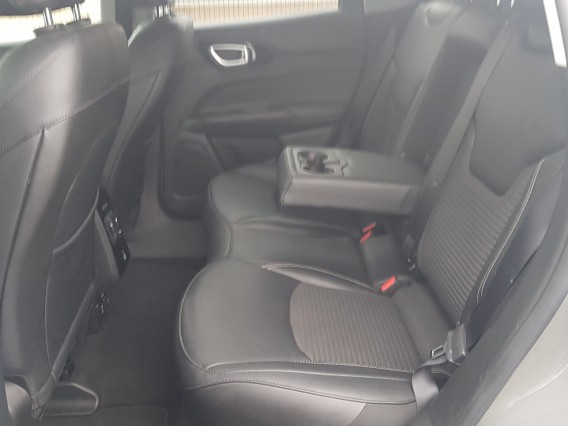 Aperçu de la photo 7 du véhicule JEEP COMPASS