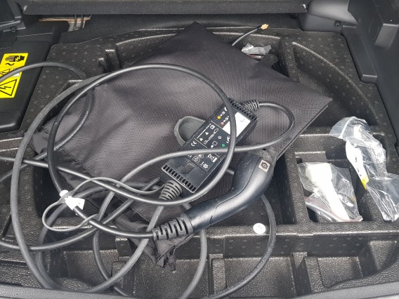 Aperçu de la photo 9 du véhicule JEEP COMPASS