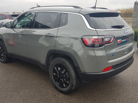 Aperçu de la photo 18 du véhicule JEEP COMPASS