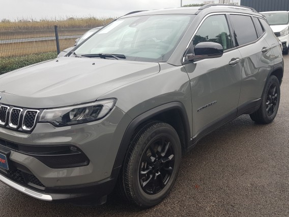 Aperçu de la photo 19 du véhicule JEEP COMPASS