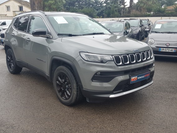 Aperçu de la photo 21 du véhicule JEEP COMPASS