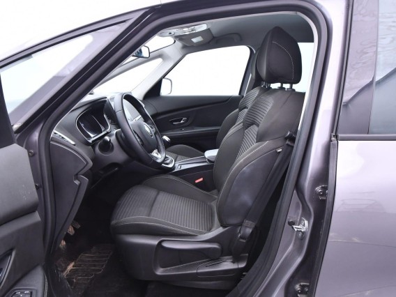 Aperçu de la photo 8 du véhicule RENAULT GRAND SCENIC IV