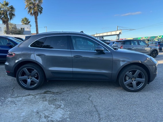 Aperçu de la photo 5 du véhicule PORSCHE MACAN