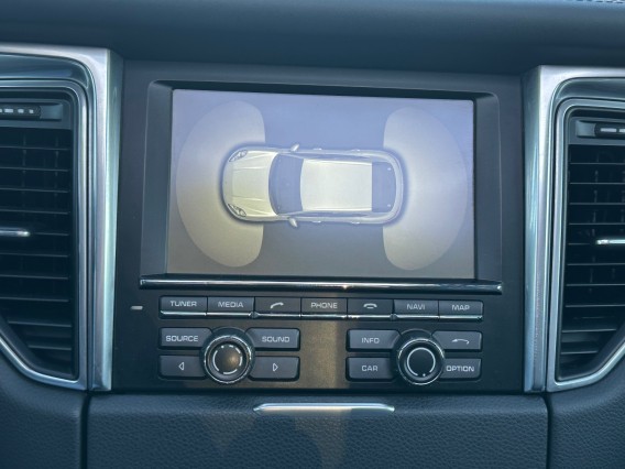 Aperçu de la photo 18 du véhicule PORSCHE MACAN