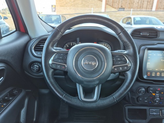 Aperçu de la photo 5 du véhicule JEEP RENEGADE