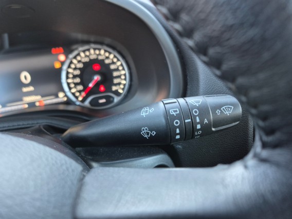 Aperçu de la photo 12 du véhicule JEEP RENEGADE