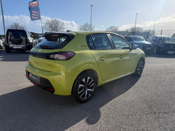 Aperçu de la photo 7 du véhicule PEUGEOT 208