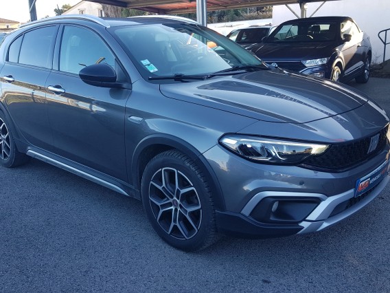 Aperçu de la photo 2 du véhicule FIAT TIPO CROSS 5 PORTES MY21