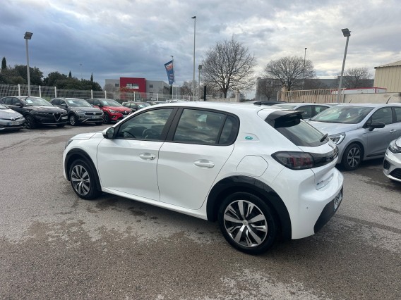 Aperçu de la photo 6 du véhicule PEUGEOT 208 ELECTRIQUE