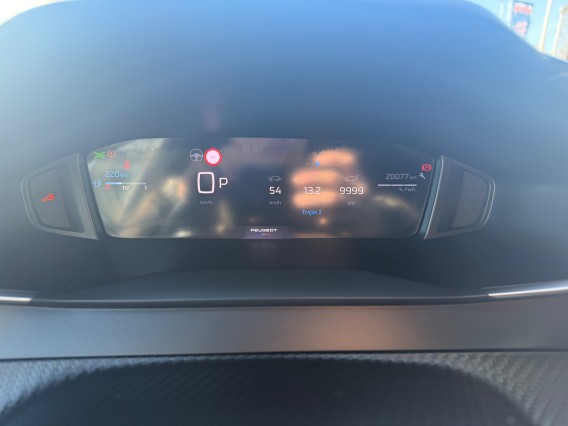 Aperçu de la photo 22 du véhicule PEUGEOT 2008