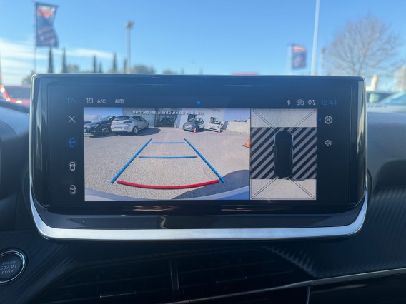 Aperçu de la photo 23 du véhicule PEUGEOT 2008