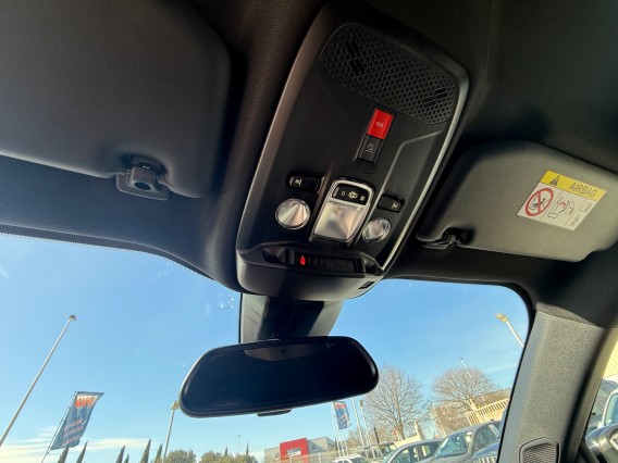 Aperçu de la photo 25 du véhicule PEUGEOT 2008