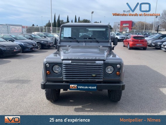 Aperçu de la photo 23 du véhicule LAND-ROVER DEFENDER 110 II STATION WAGON