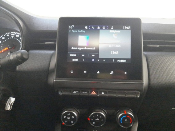 Aperçu de la photo 17 du véhicule RENAULT CLIO V