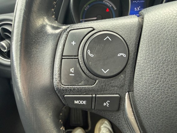 Aperçu de la photo 19 du véhicule TOYOTA AURIS RC18