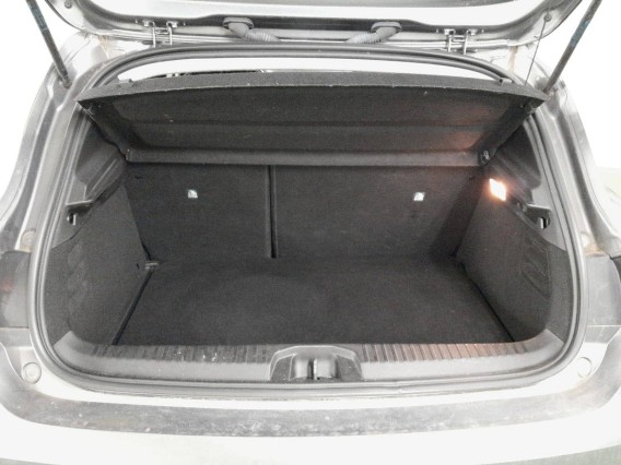 Aperçu de la photo 13 du véhicule RENAULT CLIO V