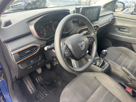 Aperçu de la photo 11 du véhicule DACIA SANDERO