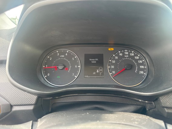 Aperçu de la photo 13 du véhicule DACIA SANDERO