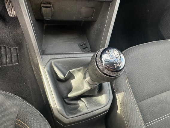 Aperçu de la photo 16 du véhicule DACIA SANDERO