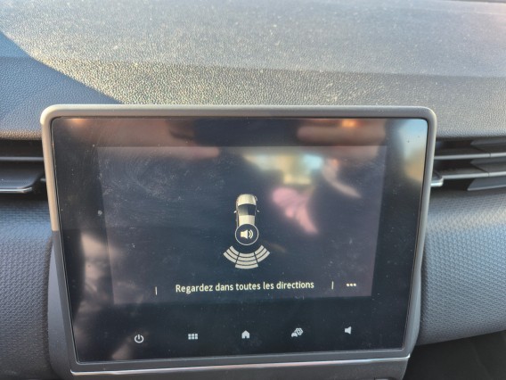 Aperçu de la photo 13 du véhicule RENAULT CLIO V