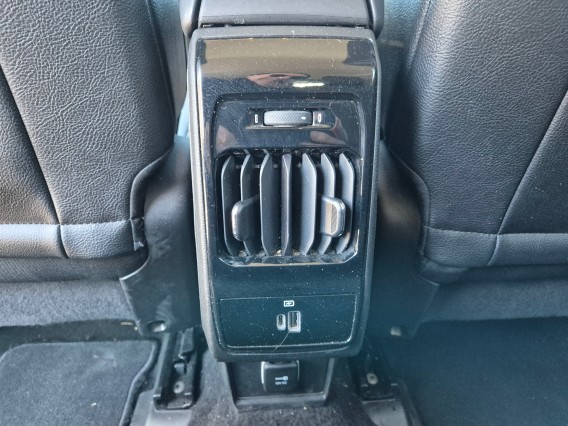 Aperçu de la photo 26 du véhicule JEEP COMPASS