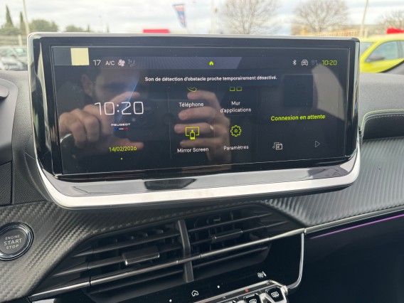 Aperçu de la photo 15 du véhicule PEUGEOT 208