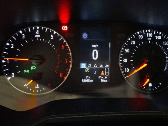 Aperçu de la photo 16 du véhicule RENAULT CLIO V