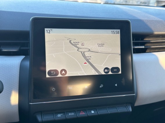 Aperçu de la photo 15 du véhicule RENAULT CLIO V