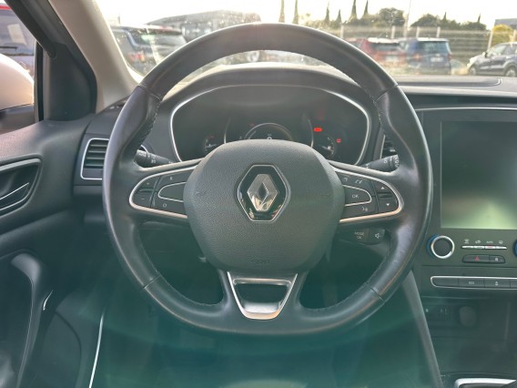 Aperçu de la photo 12 du véhicule RENAULT MEGANE IV ESTATE