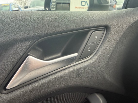 Aperçu de la photo 23 du véhicule AUDI A3 SPORTBACK BUSINESS